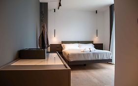 Mari Luxury Rooms And Suites